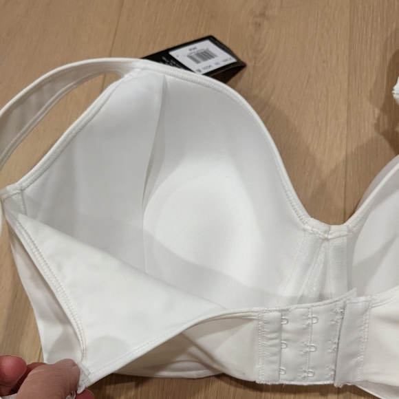 Bali white bra - Picture 3 of 8